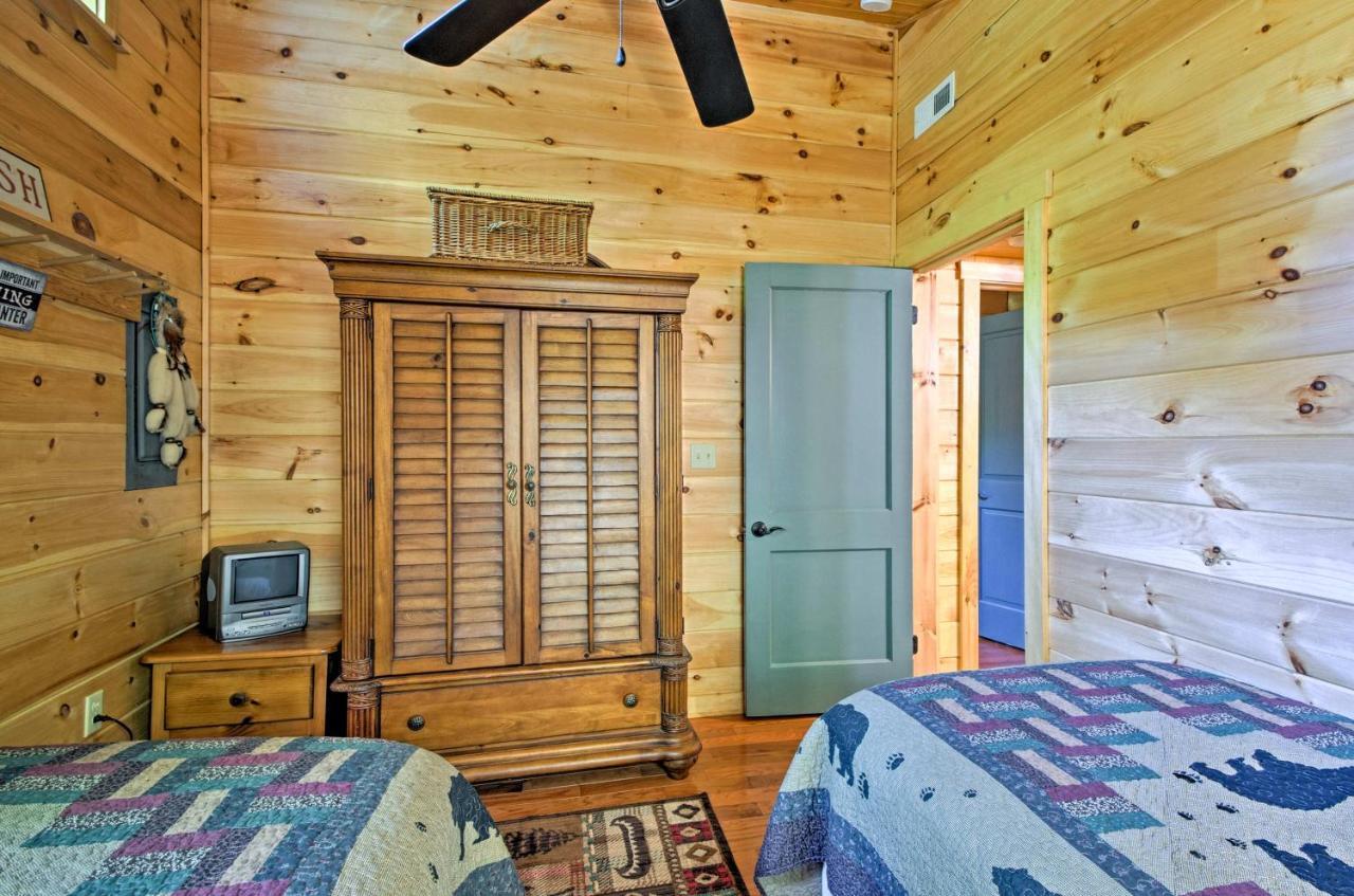 Bryson City Cabin With Fire Pit On Coopers Creek! Екстер'єр фото