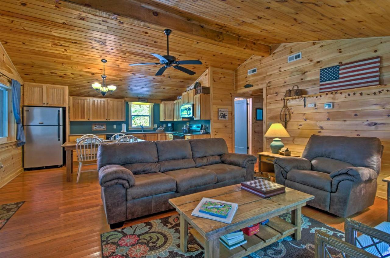 Bryson City Cabin With Fire Pit On Coopers Creek! Екстер'єр фото